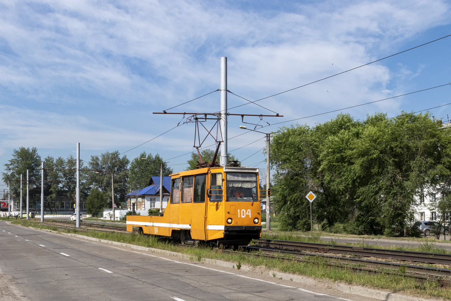 Усолье-Сибирское, 71-605 (КТМ-5М3) № 104