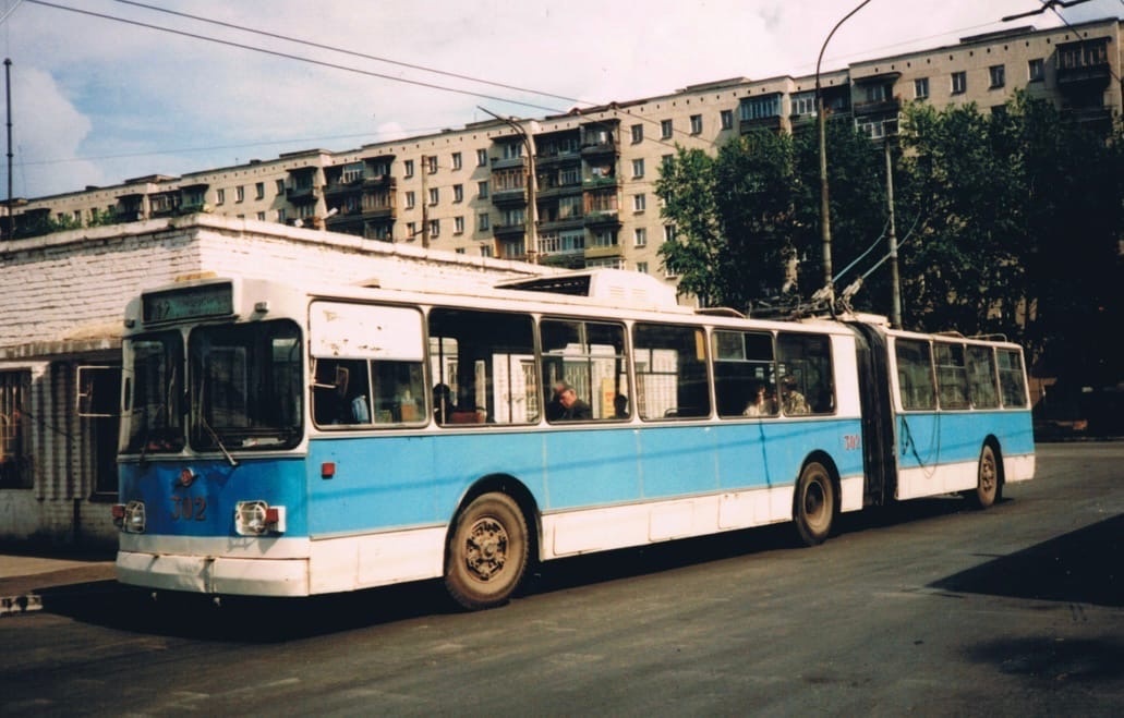 Екатеринбург, ЗиУ-683В01 № 302