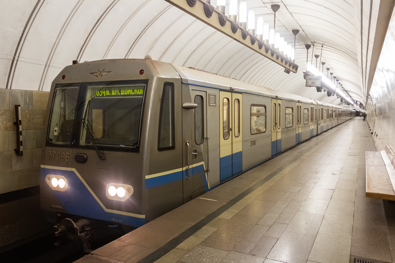 Москва, 81-760 № 37086