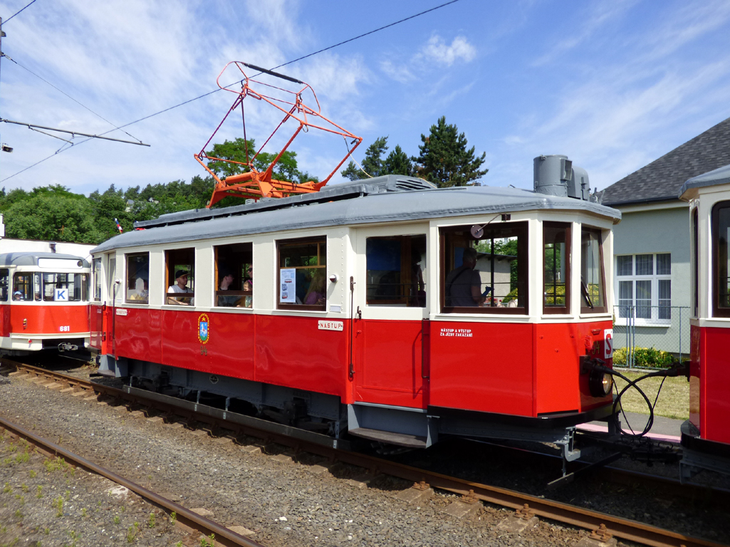 Ostrava, Vítkovice 2-axle motor car Nr. 94