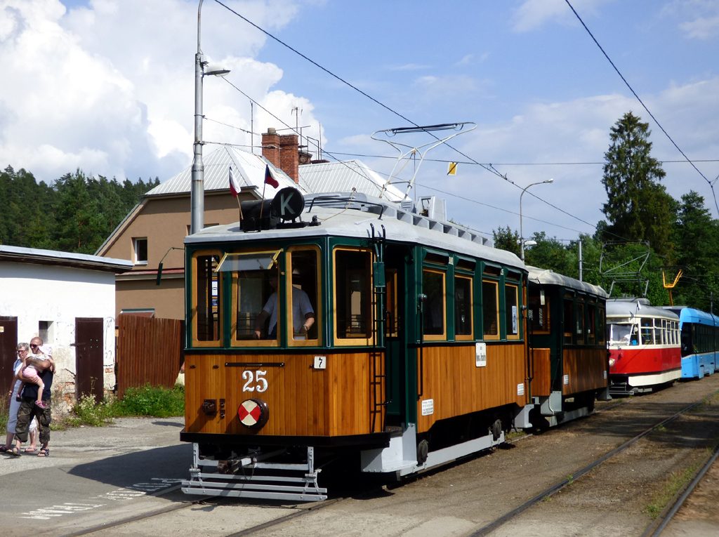 Острава, Двухосный моторный Kopřívnice № 25