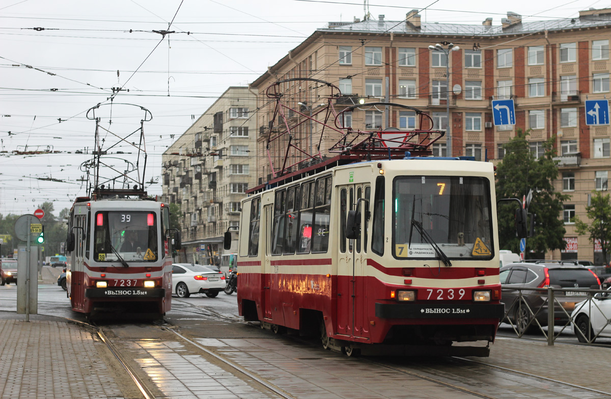 Санкт-Петербург, ТС-77 № 7239
