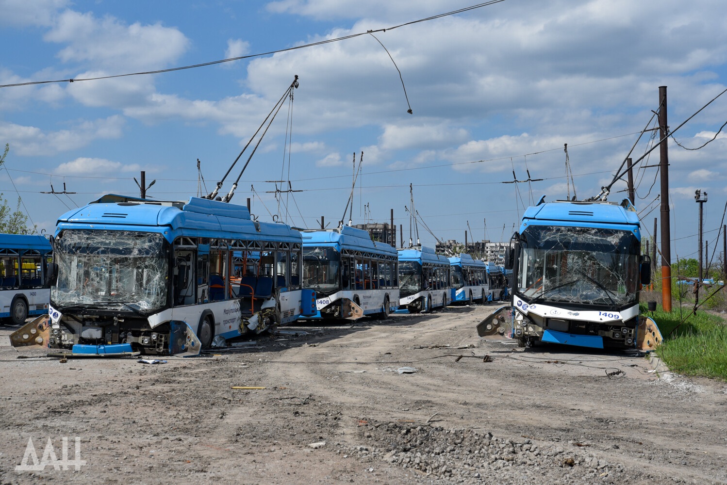 Мариуполь, АКСМ 321 (БКМ-Україна) № 1433; Мариуполь, АКСМ 321 (БКМ-Україна) № 1409; Мариуполь — Последствия боевых действий 24.02.2022—20.05.2022