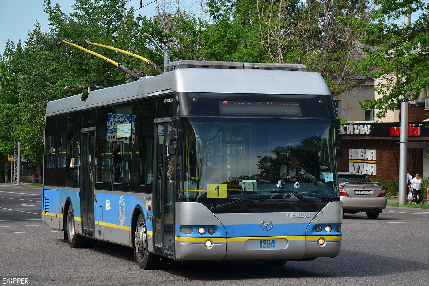 Almaty, YoungMan JNP6120GDZ (Neoplan Kazakhstan) # 1264