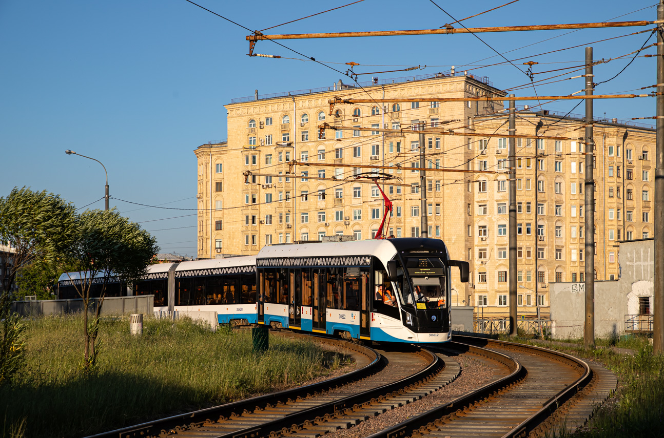 Москва, 71-911ЕМ «Львёнок» № 30612