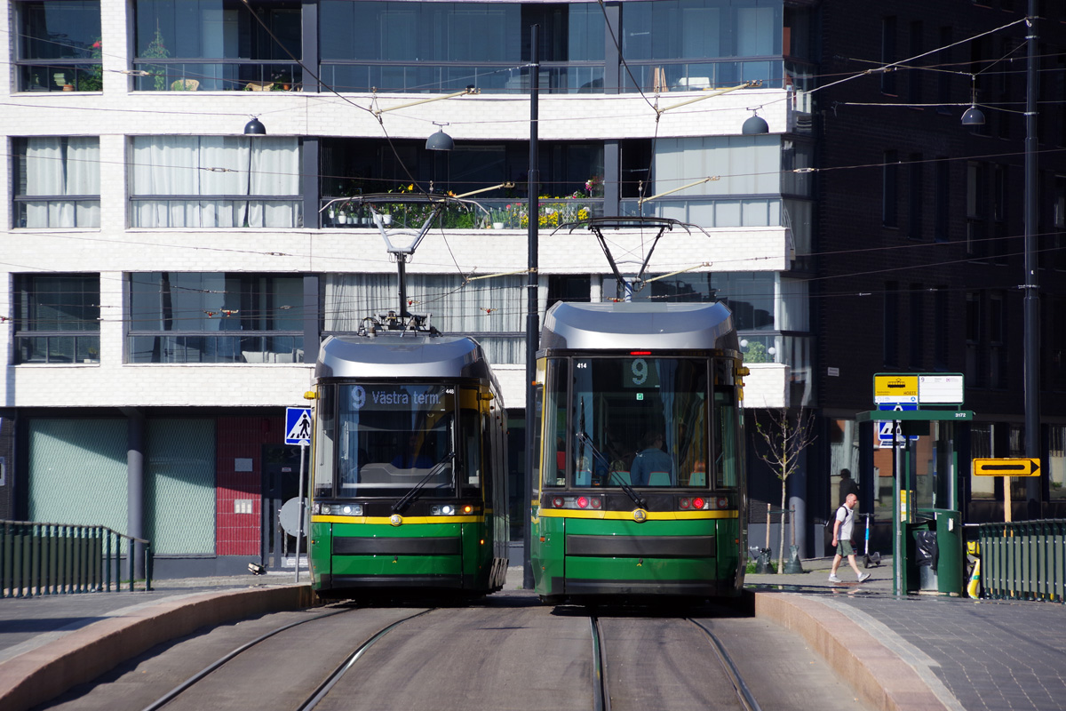Хельсинки — Эспоо, Škoda ForCity Smart Artic MLNRV3 № 448; Хельсинки — Эспоо, Škoda ForCity Smart Artic MLNRV3 № 414