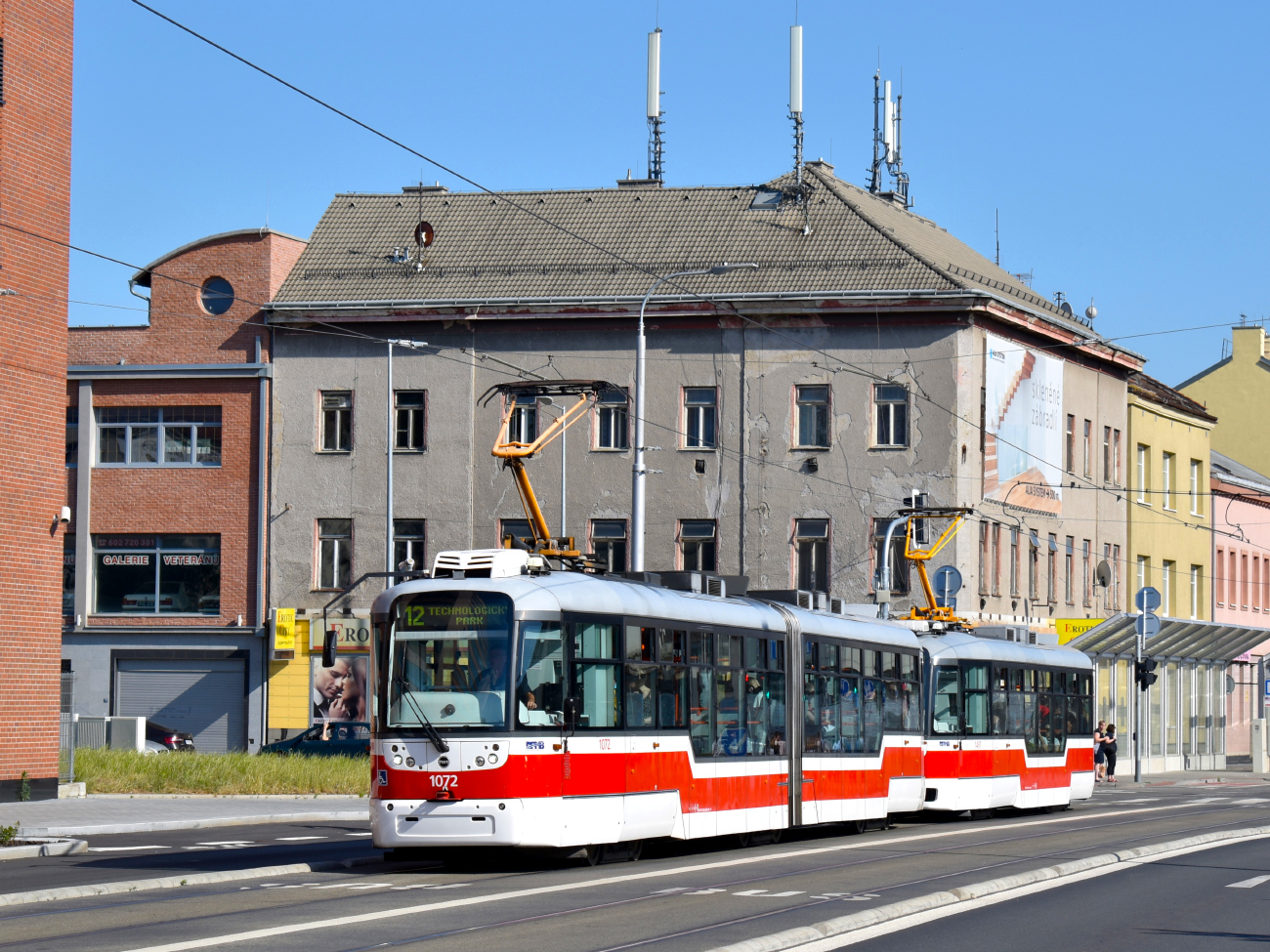 Brno, Vario LF2R.E № 1072