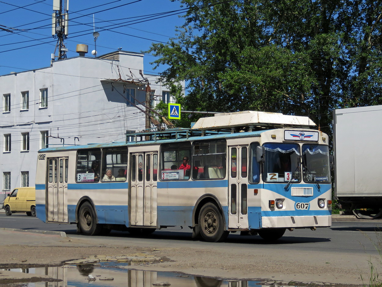 Киров, ЗиУ-682 КР Иваново № 607