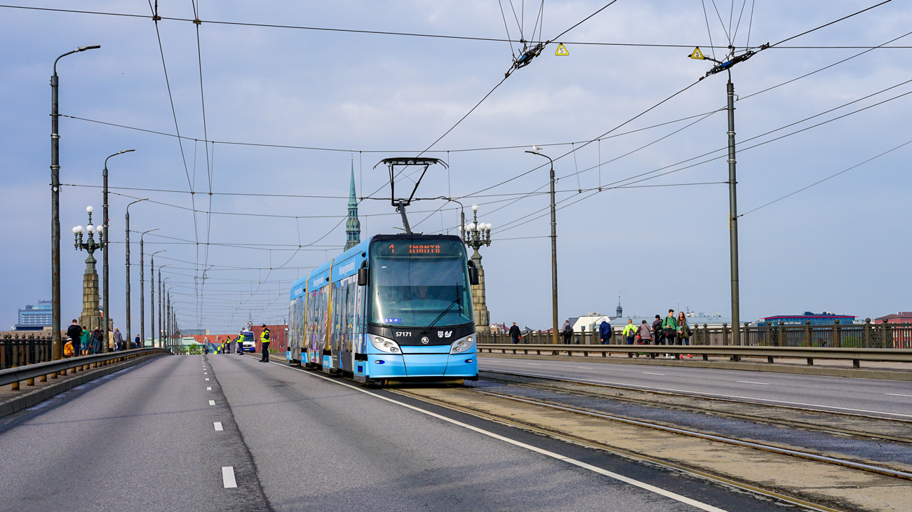 Ryga, Škoda 15T ForCity Alfa Riga Nr 57171