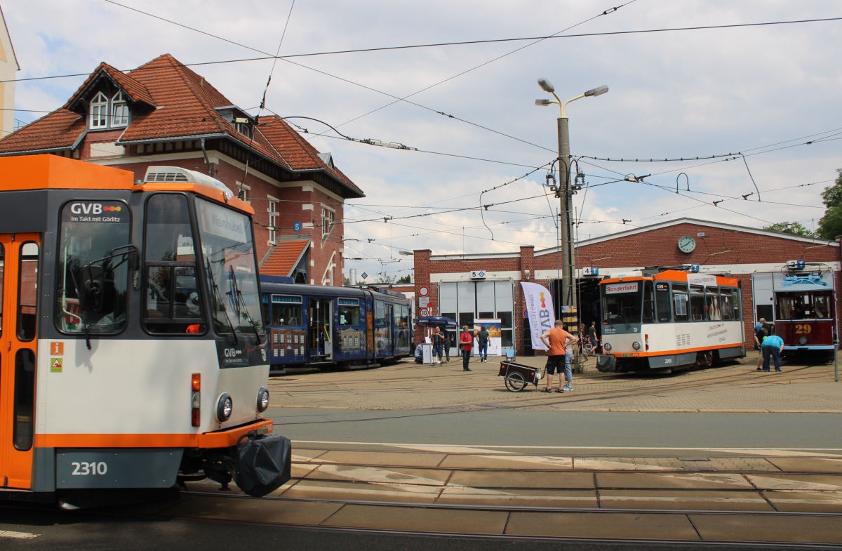 Гёрлиц, Tatra KT4DC № 2313; Гёрлиц, Tatra KT4DC № 2310; Гёрлиц, Двухосный моторный Steinfurt/AEG № 29
