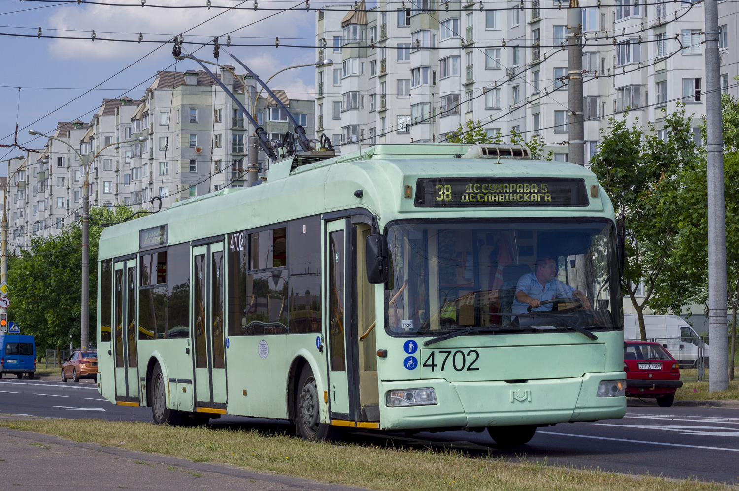 Минск, БКМ 321 № 4702