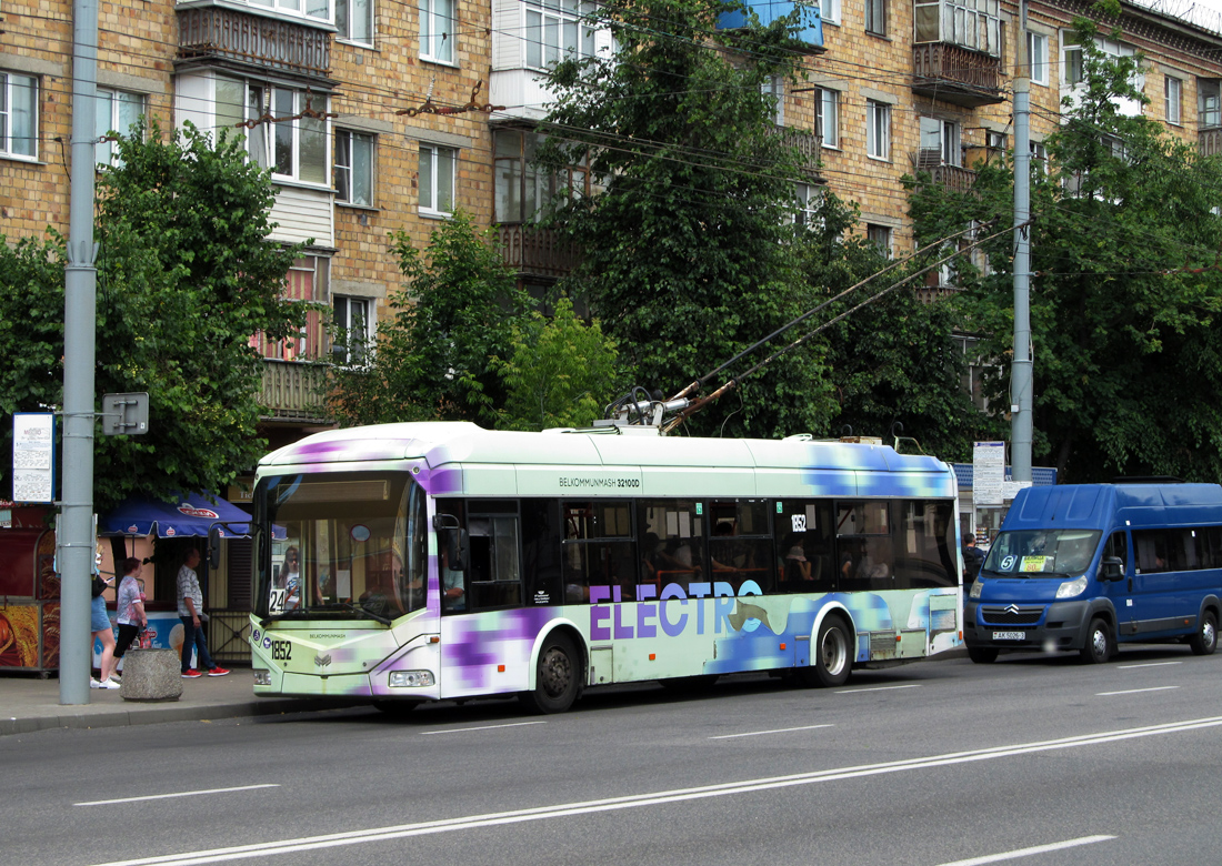 戈梅利, BKM 32100D # 1852