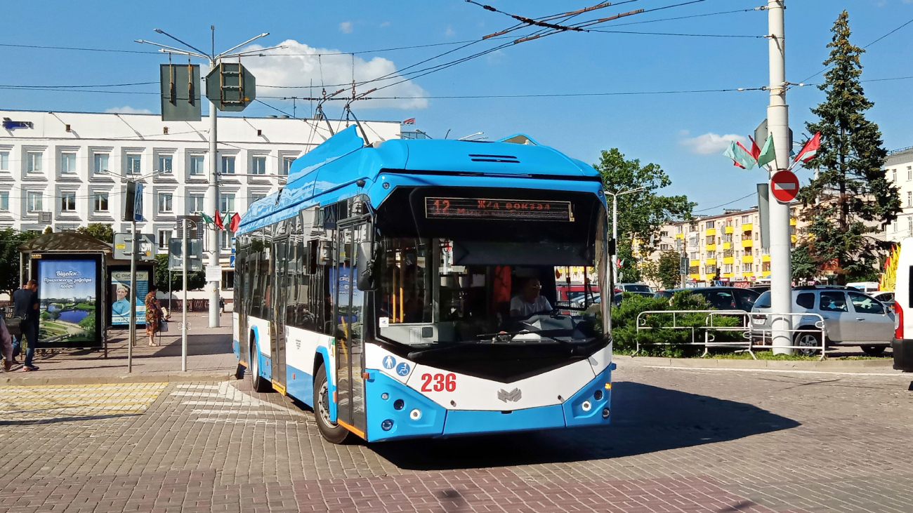Витебск, БКМ 32100D № 236