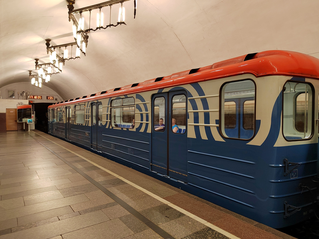 Москва, 81-717.5М (МВМ) № 2654; Москва — Парад поездов ко дню Московского транспорта 9 — 10 июля 2022