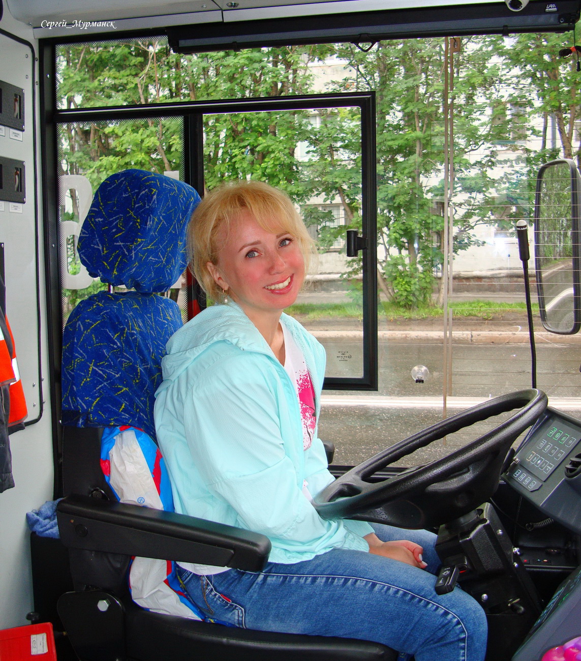 Electric transport employees