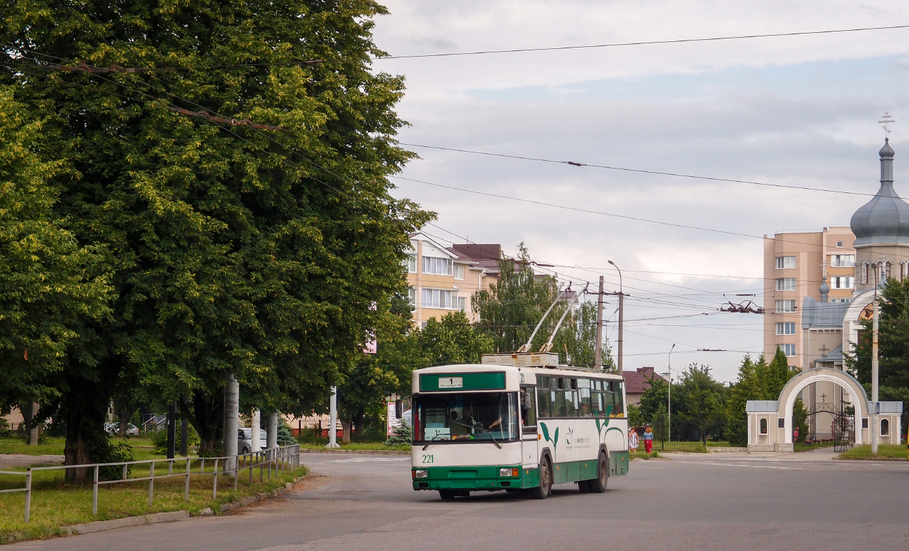 Lutsk, MPK/Jelcz 120MT № 221