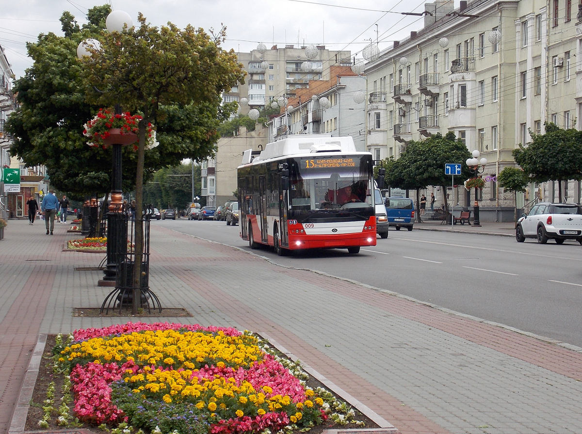 Луцк, Богдан Т70117 № 009