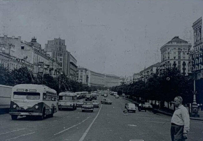 Киев, МТБ-82М № 20; Киев — Исторические фотографии