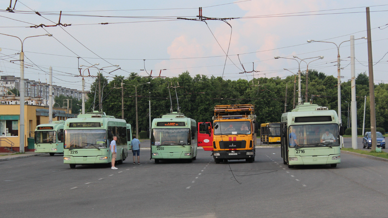 Минск, БКМ 321 № 2215; Минск, БКМ 321 № 2255; Минск, БКМ 321 № 2716