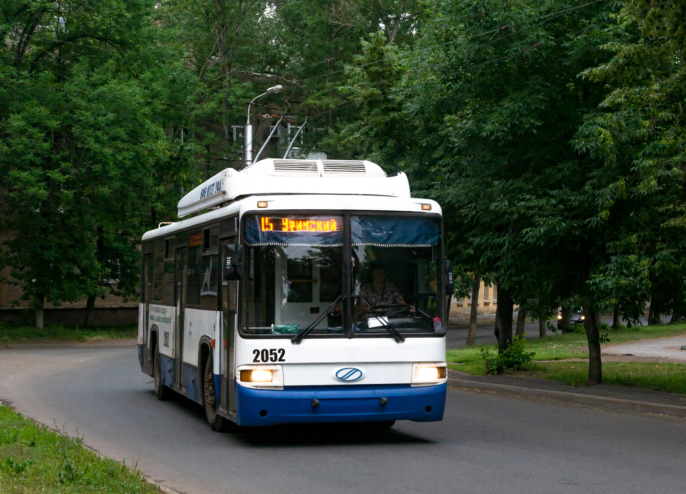 Уфа, БТЗ-52767 № 2052