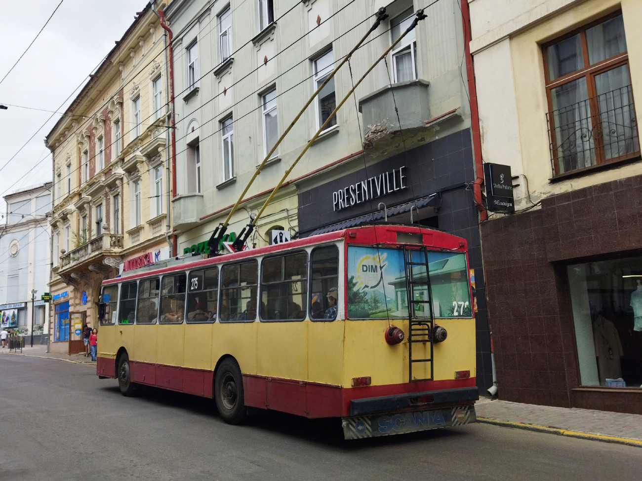 Черновцы, Škoda 14Tr02/6 № 275; Черновцы — Разные фотографии Черновцы, Škoda 14Tr02/6 № 275; Черновцы — Разные фотографии