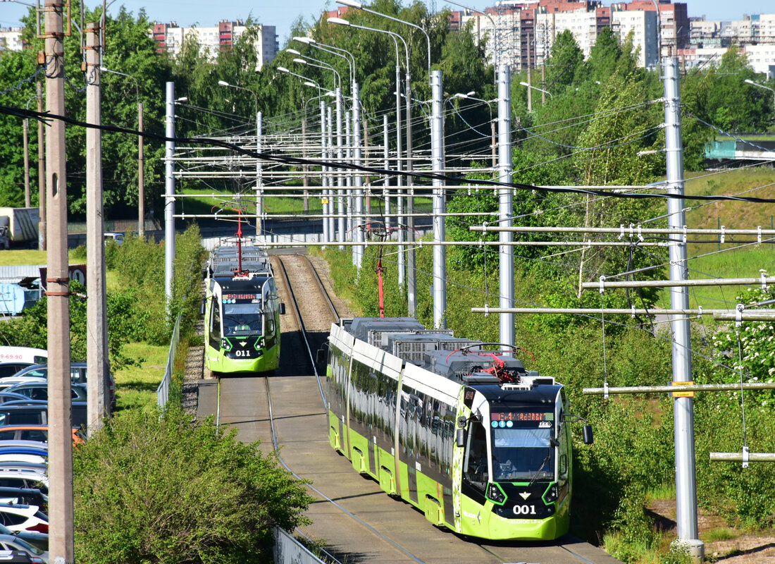 Санкт-Петербург, Stadler B85600M № 011; Санкт-Петербург, Stadler B85600M № 001