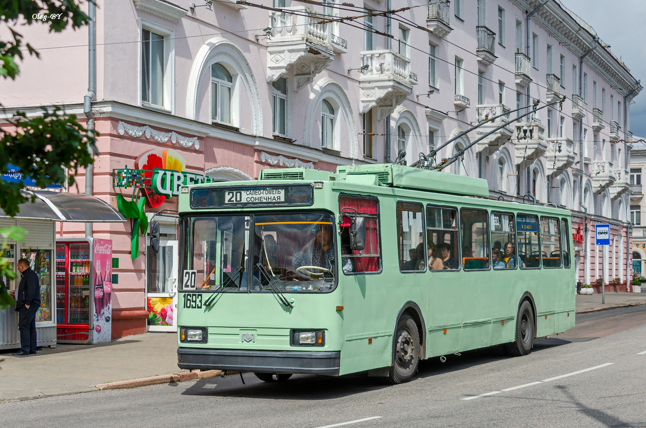 Гомель, БКМ 201А7 № 1693