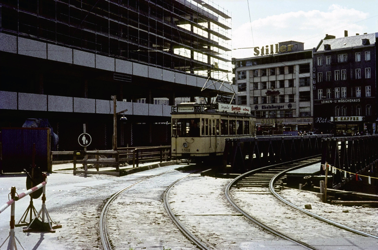 Berlin, BVG T 24/49 Nr. 5988