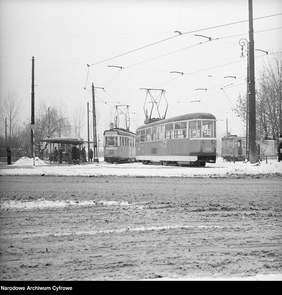 Варшава, WIwK/GFW K № 412-1; Варшава, Konstal 13N № 322; Варшава, Sanok ND № 1522
