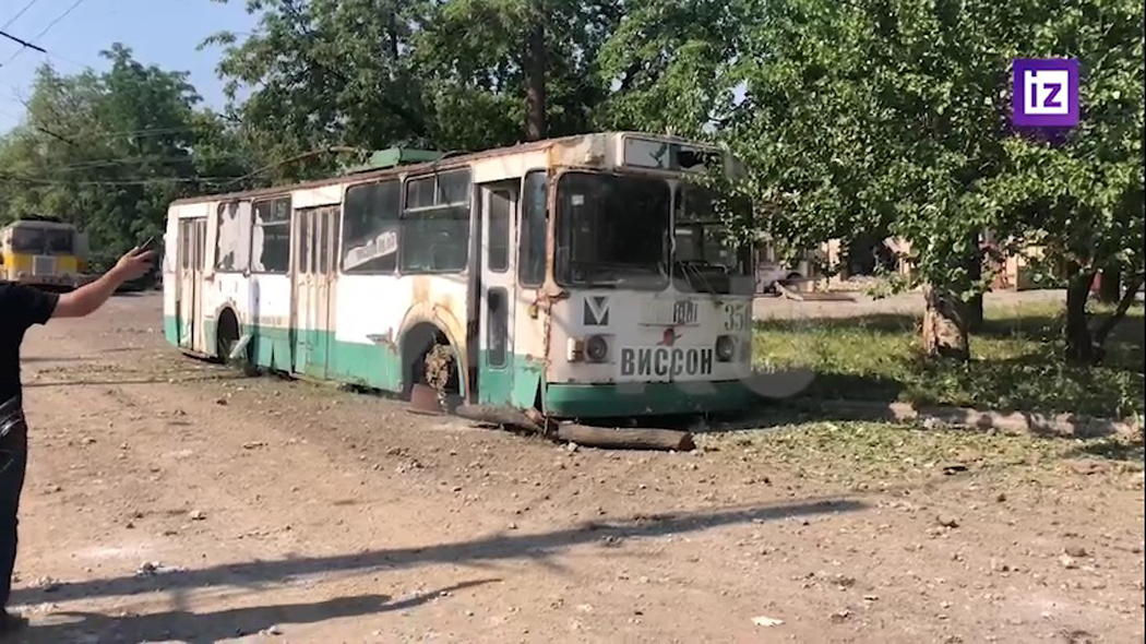 Алчевск, ЗиУ-682Г [Г00] № 356; Алчевск — Последствия ракетного обстрела троллейбусного депо 16.07.2022