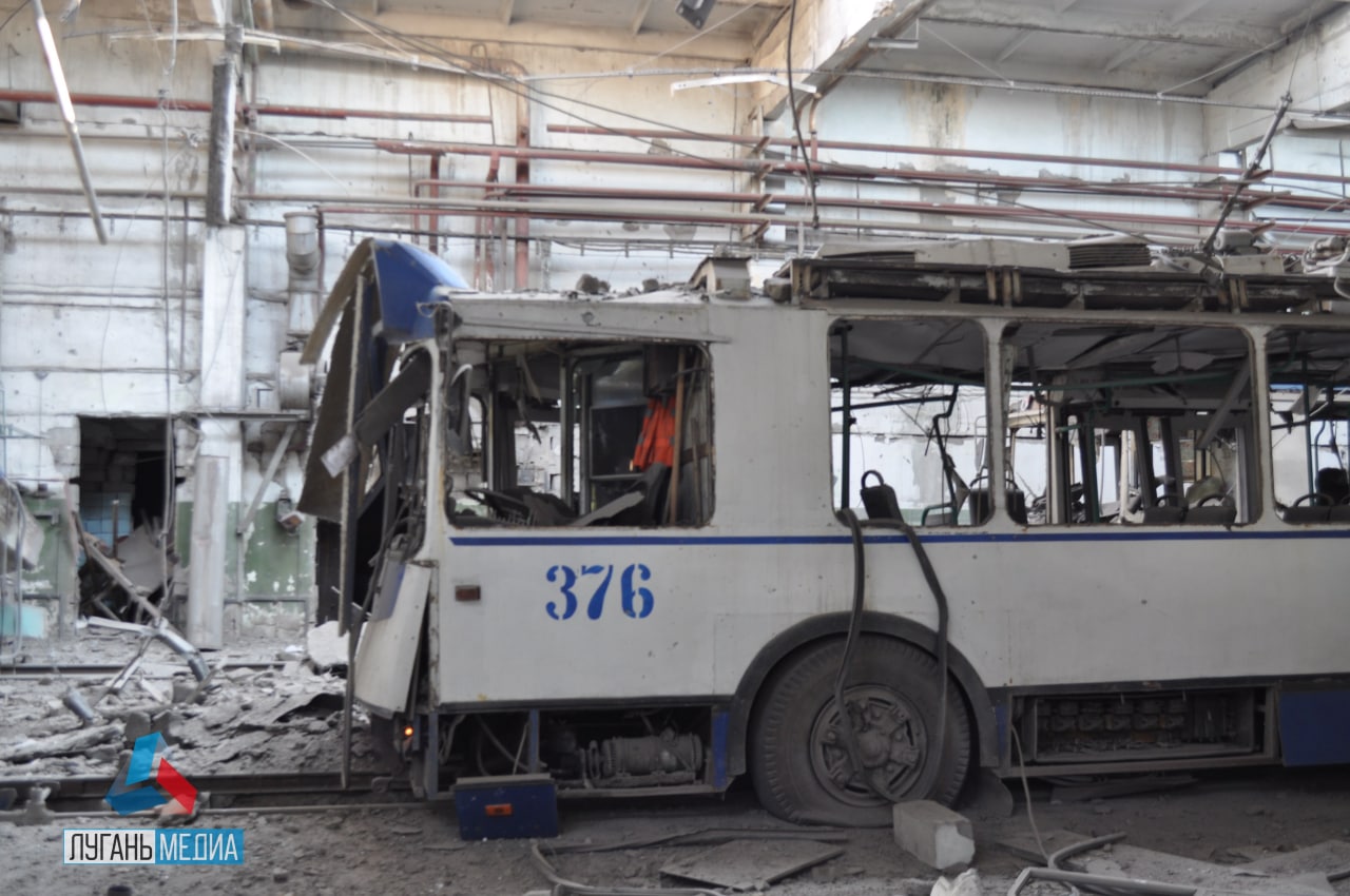 Altševsk, Dnipro E187 # 376; Altševsk — Consequences of a rocket shelling on a trolleybus depot 16.07.2022