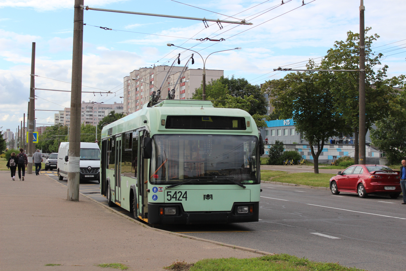 Минск, БКМ 32102 № 5424