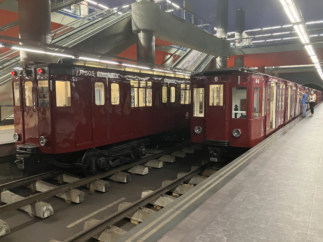 Мадрид, CMM Tipo Legazpi № M-505; Мадрид, Carde y Escoriaza Tipo Cuatro Caminos № R-6; Мадрид — Метрополитен — Музей метро