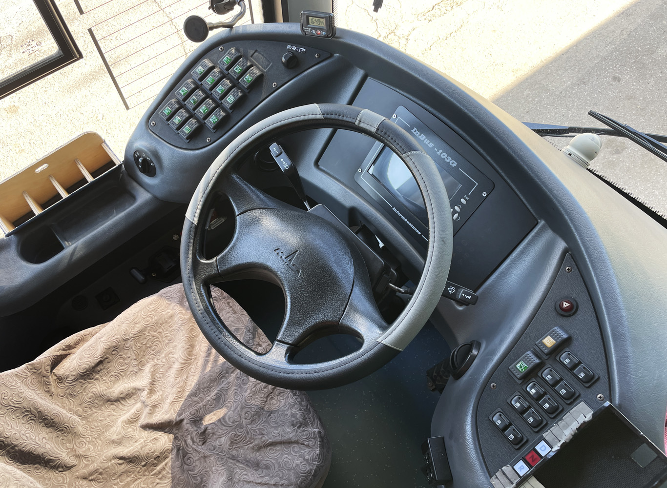 Новочебоксарск, УТТЗ-6241.01 «Горожанин» № 1145