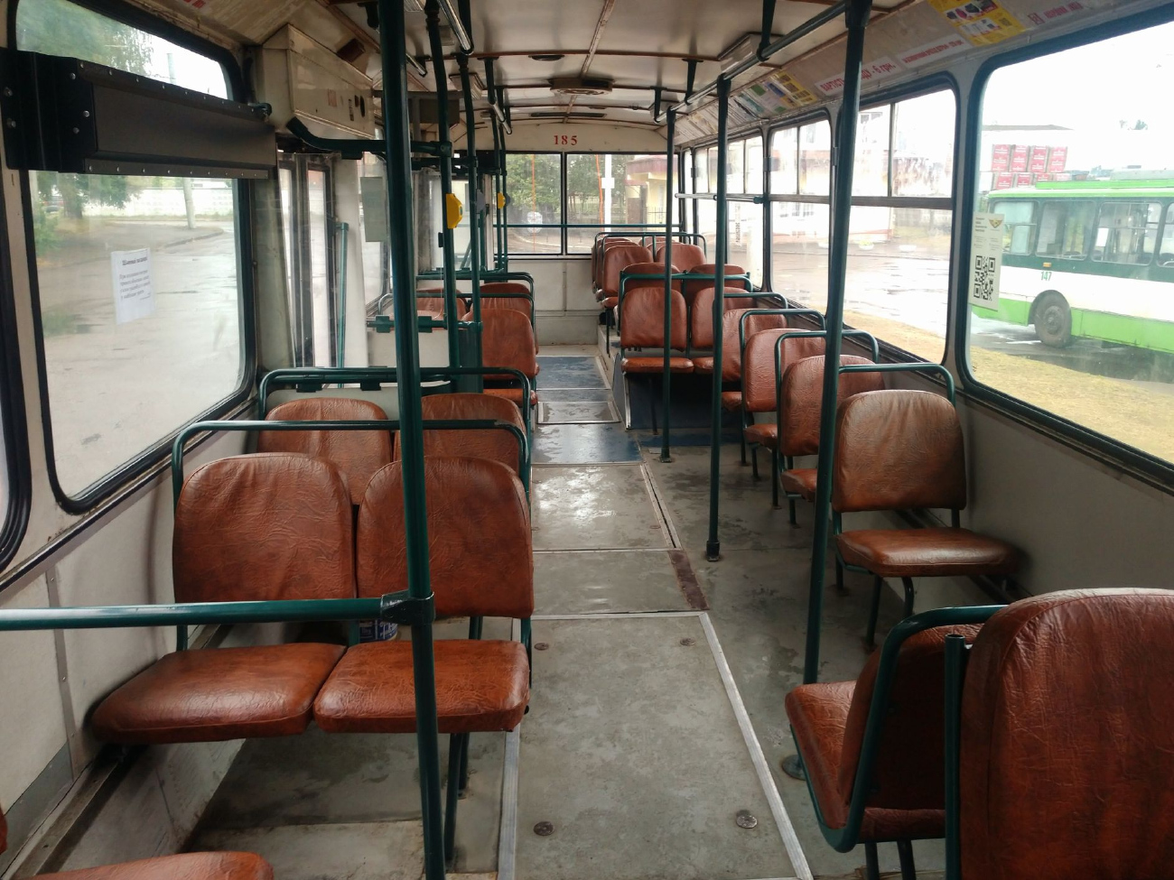 Ровно, Škoda 14Tr08/6 № 185