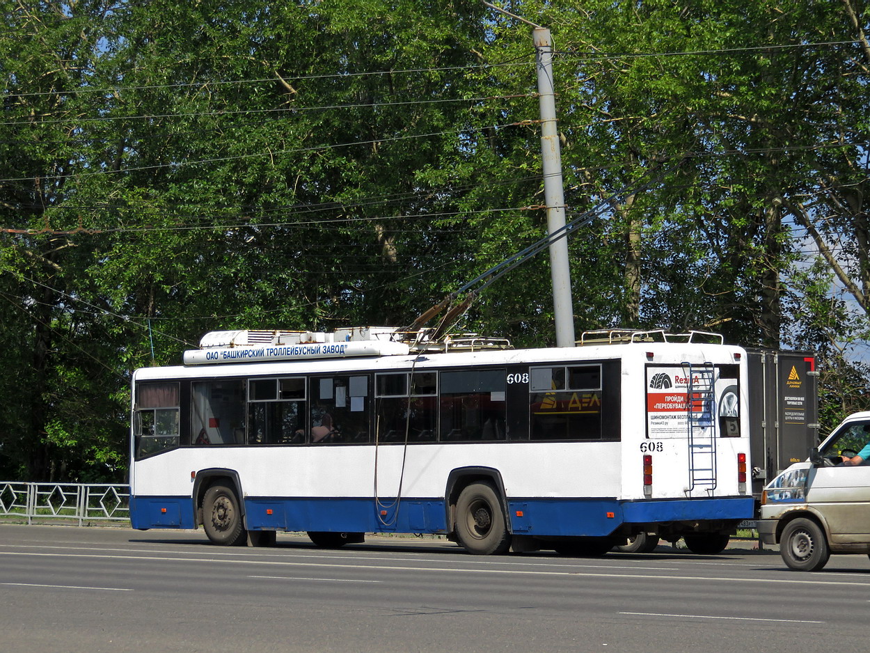 Kirov, BTZ-52768A č. 608