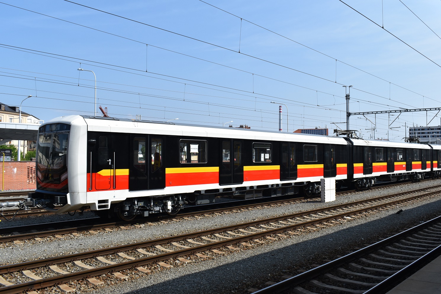 Варшава, Škoda 21Mt Varsovia № 9501; Пльзень — Новые вагоны метро с завода Шкода