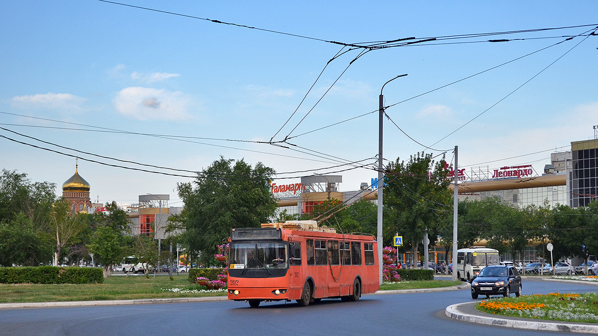 Оренбург, ЗиУ-682Г-016.02 № 202