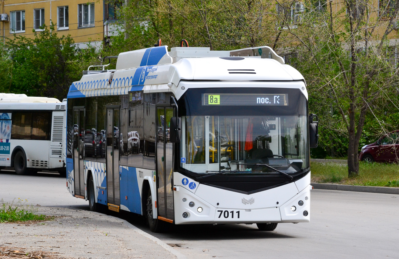 Волгоград, БКМ 32100D № 7011