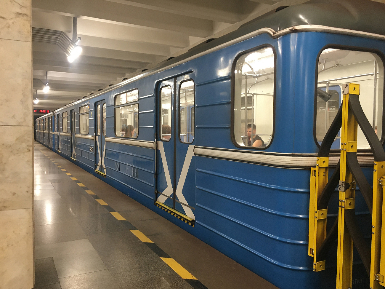 Екатеринбург, 81-714.5 (ЛВЗ/ВМ) № 8259