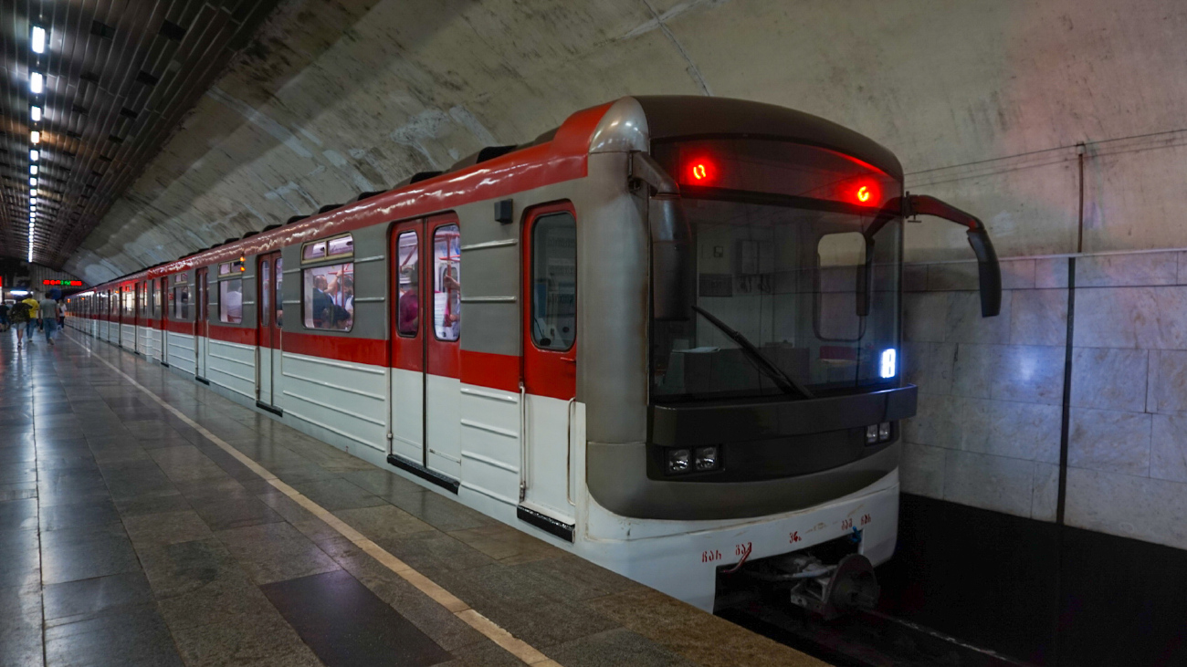 Tbilisi, Еzh3M № 5608