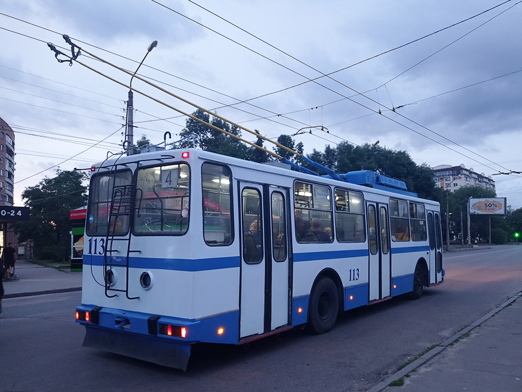Полтава, ЮМЗ Т2 № 113