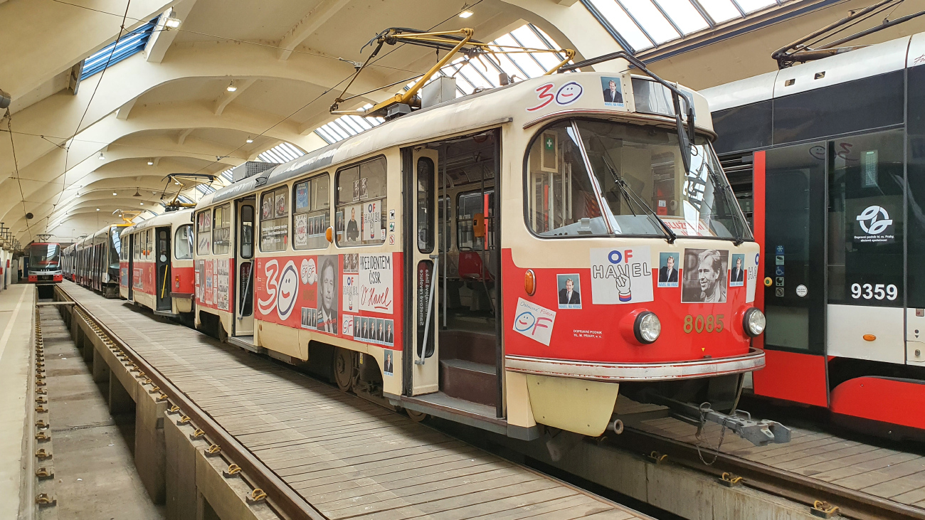 Прага, Tatra T3M № 8085