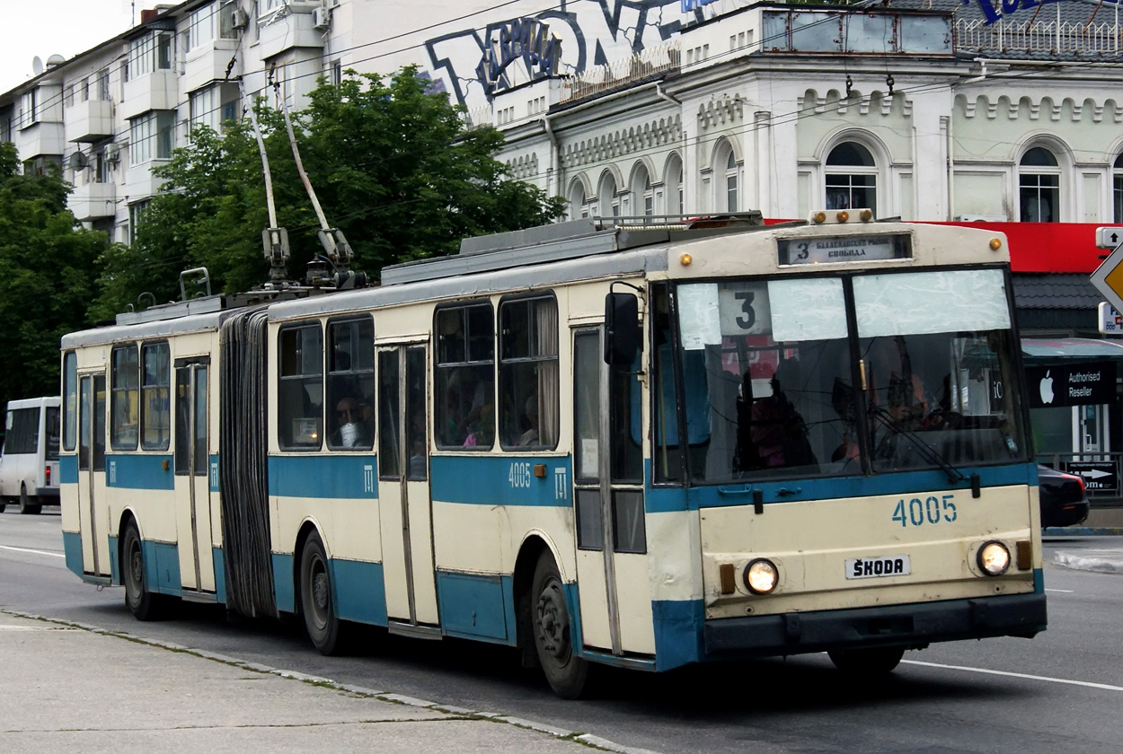 Крымский троллейбус, Škoda 15Tr02/6 № 4005