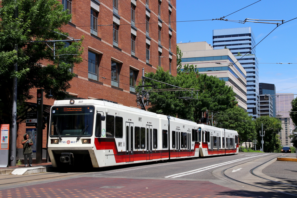 Портленд, OR, Siemens SD660 № 237