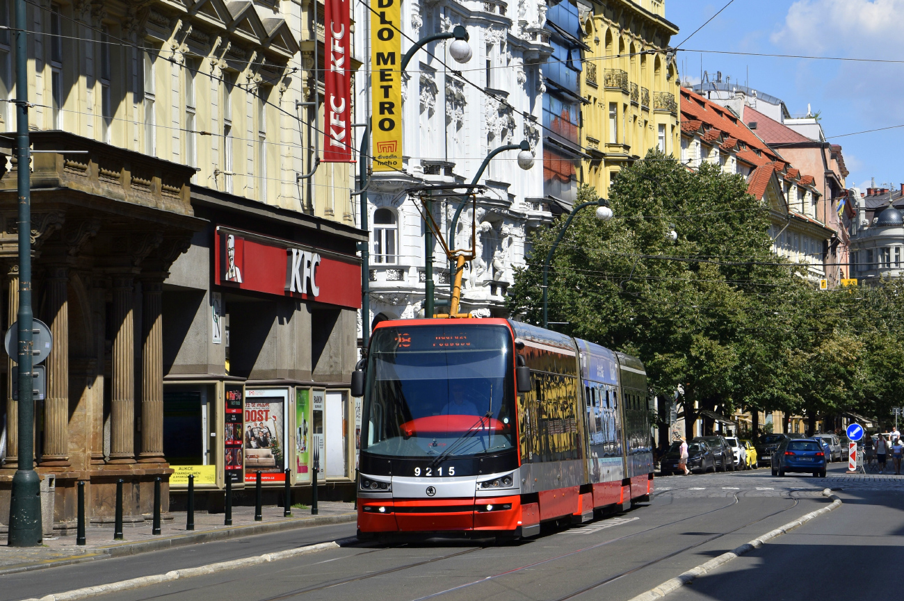 Прага, Škoda 15T2 ForCity Alfa Praha № 9215