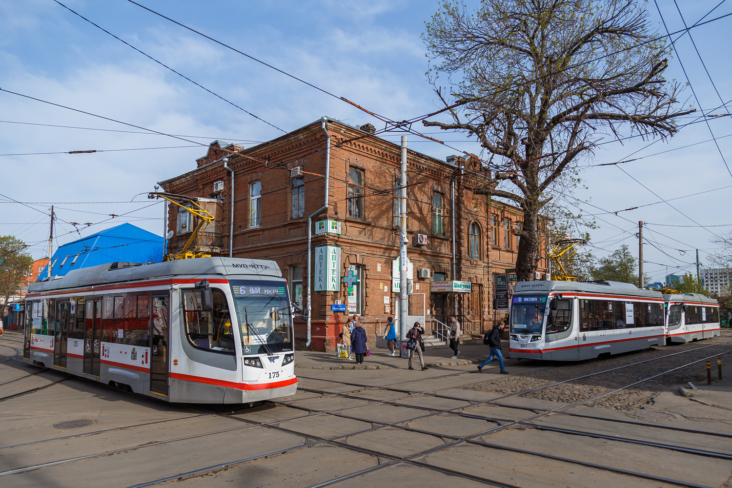 Краснодар, 71-623-04 № 175; Краснодар, 71-623-04 № 357 Краснодар, 71-623-04 № 175; Краснодар, 71-623-04 № 357