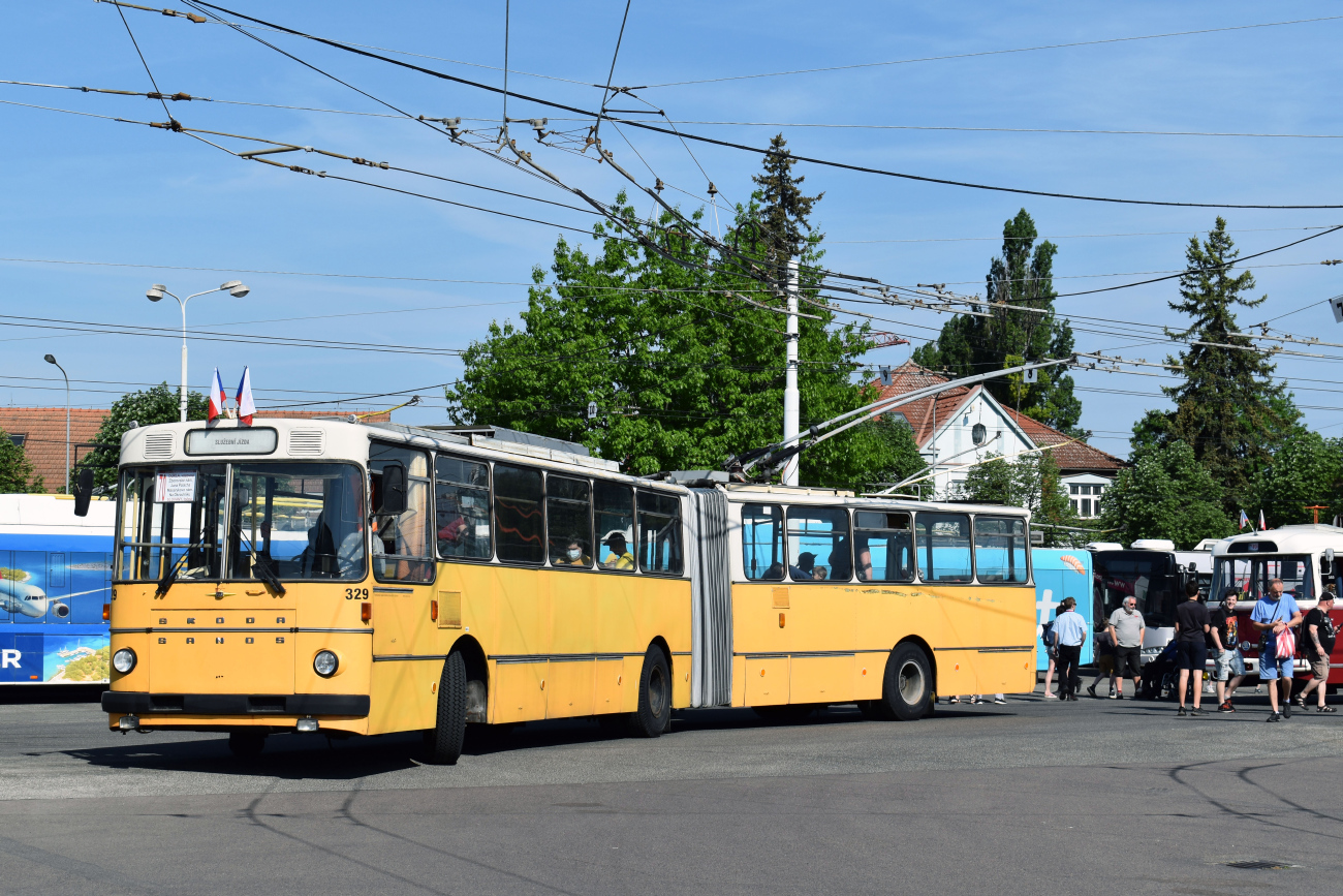 Пардубице, Škoda Sanos S 200 Tr № 329