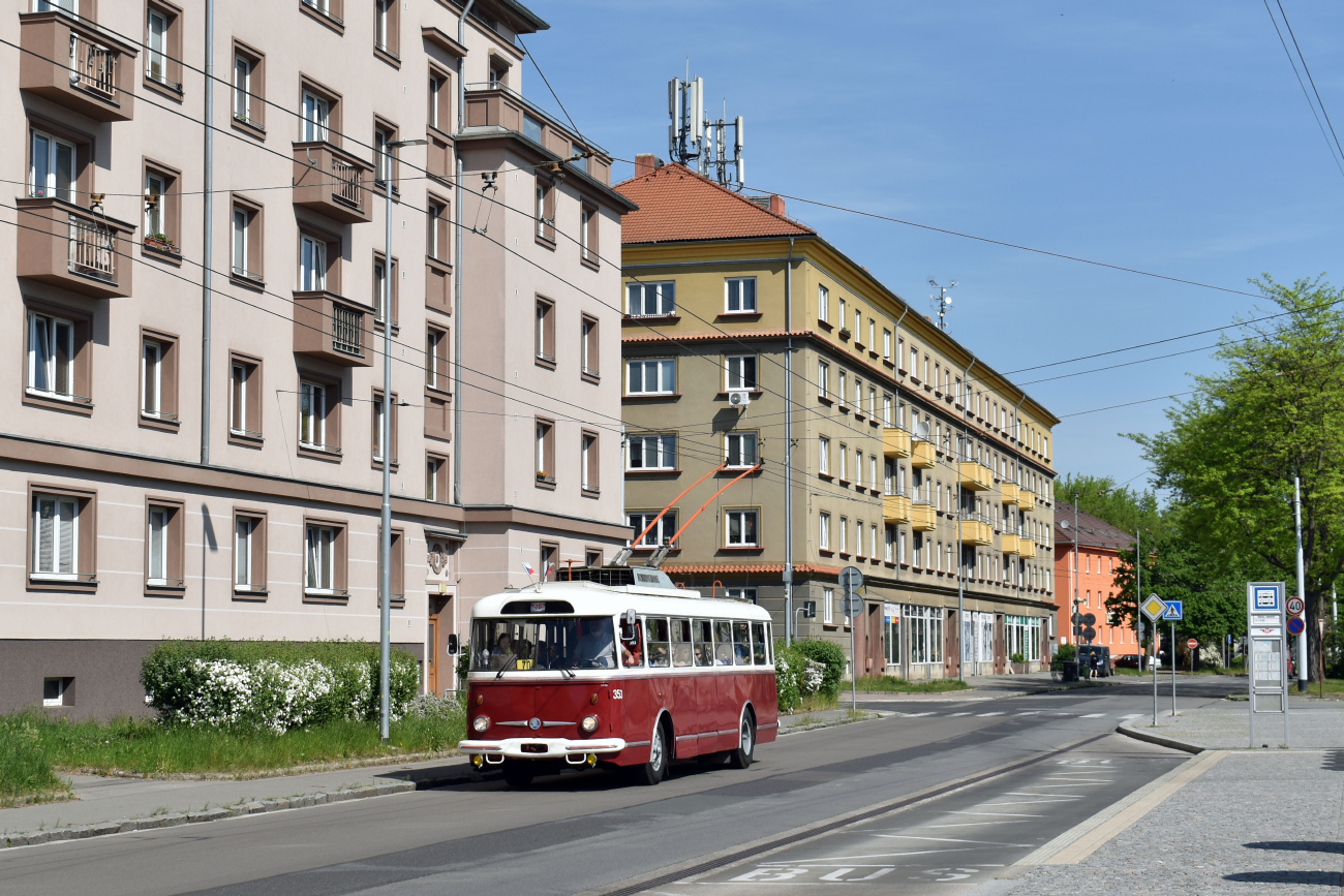 Пардубице, Škoda 9TrHT26 № 353