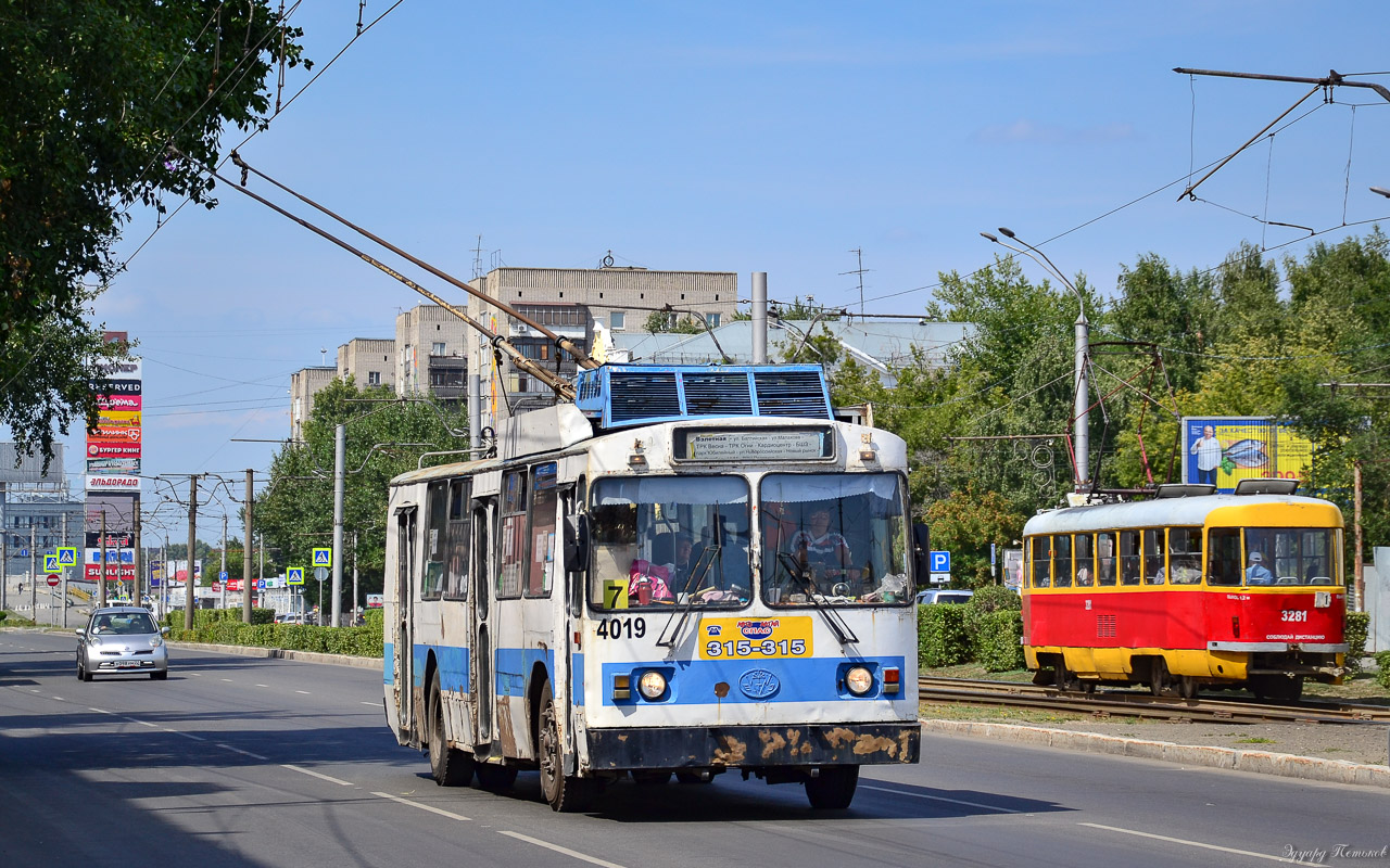 Барнаул, БТЗ-5276-01 № 4019